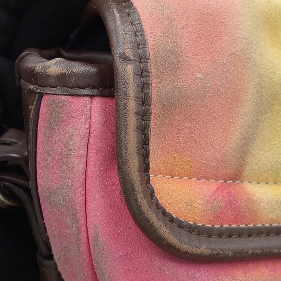 CHANEL CC Logo Embroidery Messenger Bag Suede / Leather Multicolor - Picture 6 of 16